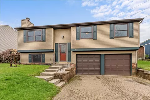 1179 Mike Reed Dr, South Park, PA 15129