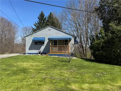 1512 Herrick St, New Castle, PA 16101