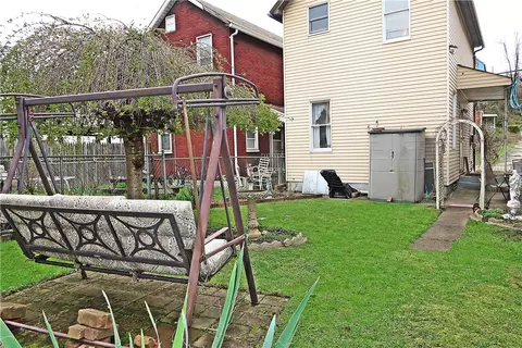 213 Fleet St, Braddock, PA 15104 photo 43