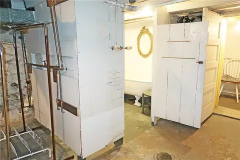 213 Fleet St, Braddock, PA 15104 photo 30