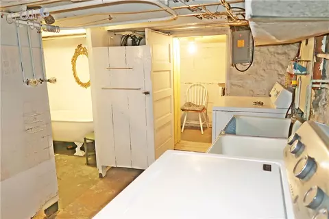 213 Fleet St, Braddock, PA 15104 photo 31
