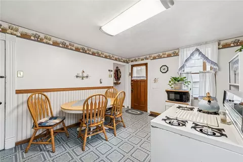 213 Fleet St, Braddock, PA 15104 photo 12