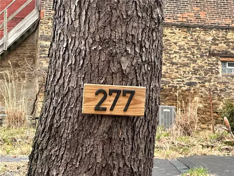 277 Plyer Way, Pittsburgh, PA 15211