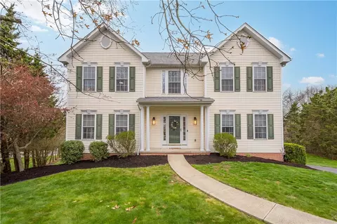 116 Scenery Hill Dr, Canonsburg, PA 15317