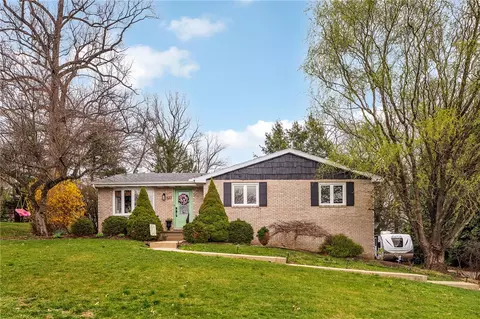 322 Stoneybrooke Dr, Cheswick, PA 15024
