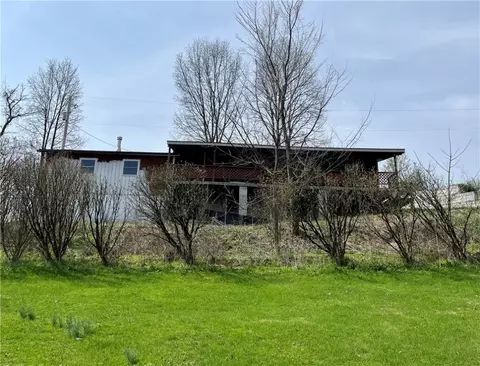 312 Woodchuck Ln, Ligonier, PA 15658