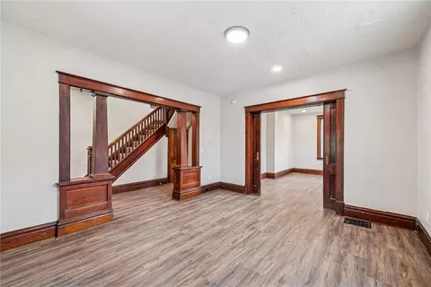 Living - 518 10th St, Irwin, PA 15642 photo 2 of 6