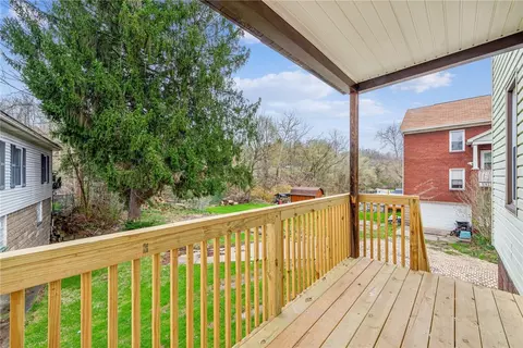Exterior - 518 10th St, Irwin, PA 15642 photo 3 of 3