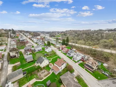 View/Area - 518 10th St, Irwin, PA 15642 photo 4 of 5