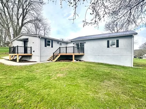 113 Emerald St, Clarksville, PA 15322