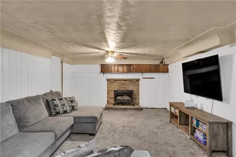9844 Mark Ave, Irwin, PA 15642 photo 25