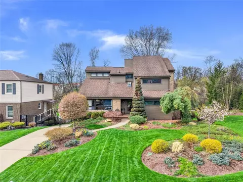 2698 Bethel Crst, Bethel Park, PA 15102