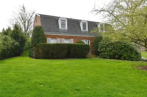 676 Harrogate Rd, Pittsburgh, PA 15241