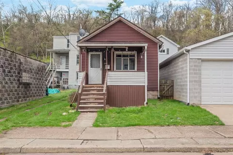 993 Wagner St, Carnegie, PA 15106