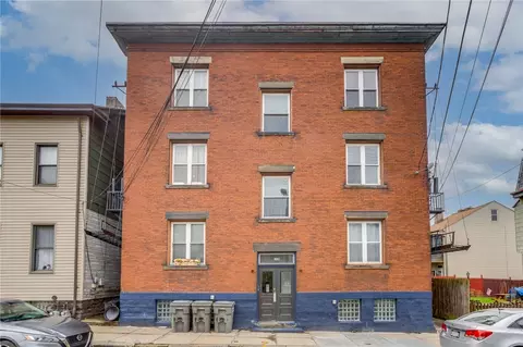 1415 Lager St, Pittsburgh, PA 15212