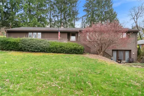 133 N Vireo Dr, Mckees Rocks, PA 15136