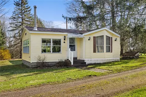 385 Garner Rd, Edinburg, PA 16116