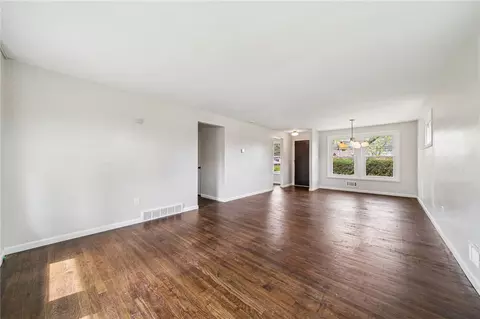 Living - 617 Pinefrost Dr, Monroeville, PA 15146 photo 8 of 9