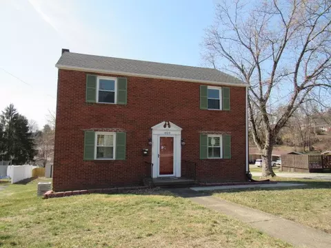 409 Derrick Ave, Uniontown, PA 15401