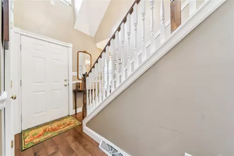 152 Killarney Rd, Mill Run, PA 15464 photo 4