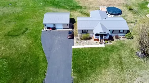 148 Grange Rd, Mcclellandtwn, PA 15458