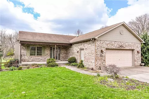 Exterior - 194 Seanor Rd, Irwin, PA 15642 photo 2 of 9