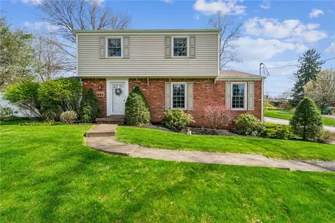 809 Broughton Rd, Bethel Park, PA 15102