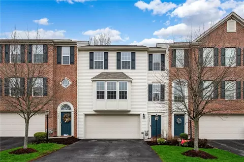 286 Broadstone Dr, Mars, PA 16046