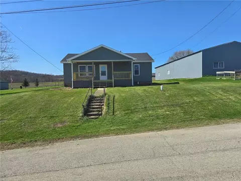 4161 Maple St, Hawthorn, PA 16230
