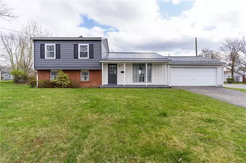1140 French St, Sharon, PA 16146