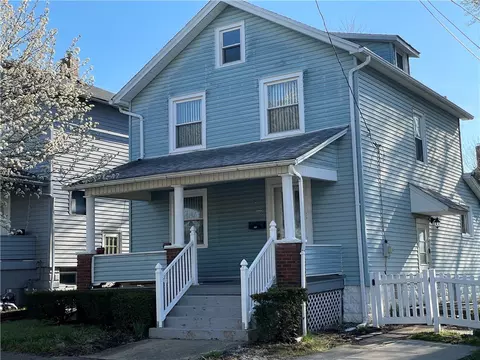 810 N Mercer St, New Castle, PA 16105