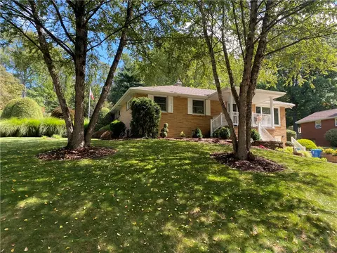 170 Curry St, Turtle Creek, PA 15145