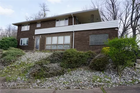 937 Illinois Ave, Pittsburgh, PA 15221