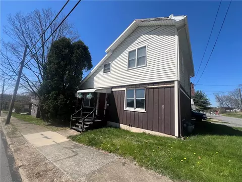 613 Countyline St, New Castle, PA 16101
