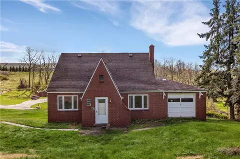 3530 Ridgeway Dr, Bethel Park, PA 15102