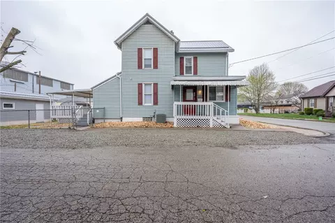 35 Wagner St, Latrobe, PA 15650