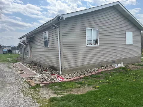 512 Dexter Rd, Scottdale, PA 15683