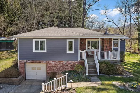 2925 Mcneal Rd, Allison Park, PA 15101