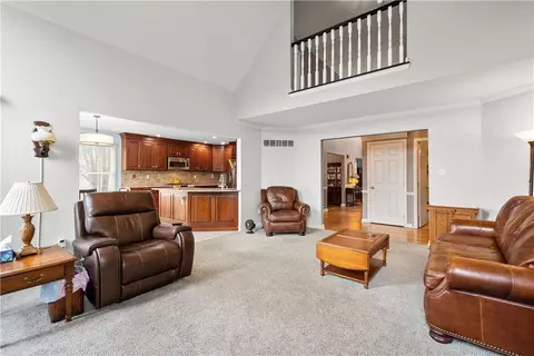 110 Walnut Dr, Eighty Four, PA 15330 photo 11