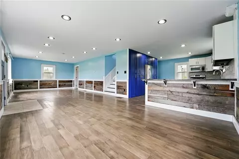 Living - 164 Burrows Rd, West Middlesex, PA 16159 photo 5 of 5