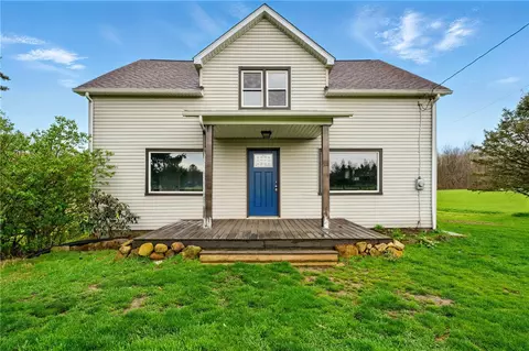 164 Burrows Rd, West Middlesex, PA 16159