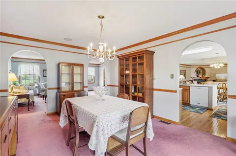 Dining - 509 Jackson Dr, Apollo, PA 15613 photo 2 of 3