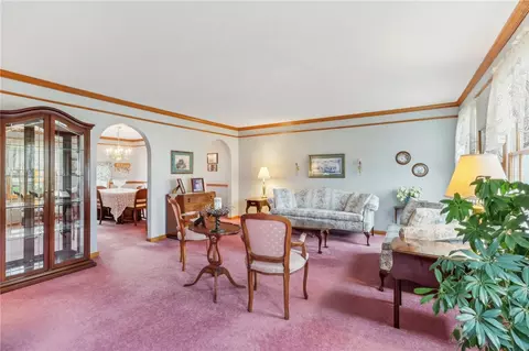 Living - 509 Jackson Dr, Apollo, PA 15613 photo 1 of 7