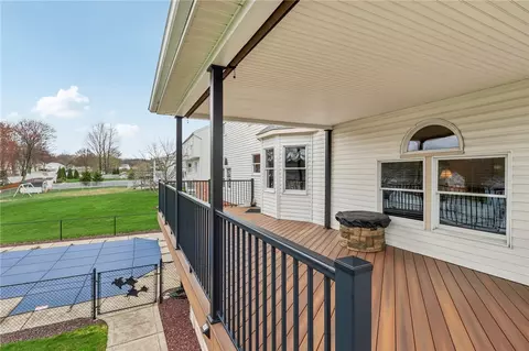 Exterior - 509 Jackson Dr, Apollo, PA 15613 photo 5 of 8