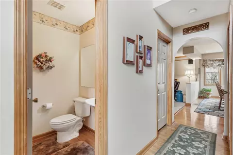 Entry Way - 509 Jackson Dr, Apollo, PA 15613 photo 5 of 7