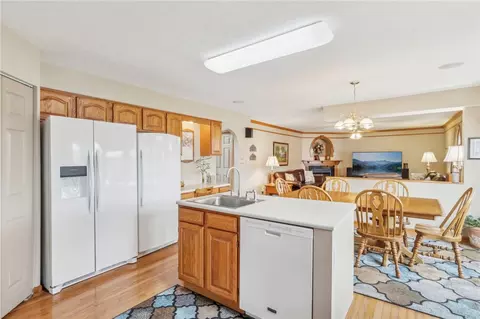 Kitchen - 509 Jackson Dr, Apollo, PA 15613 photo 2 of 5