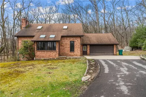 135 Morgan Rd, Butler, PA 16002