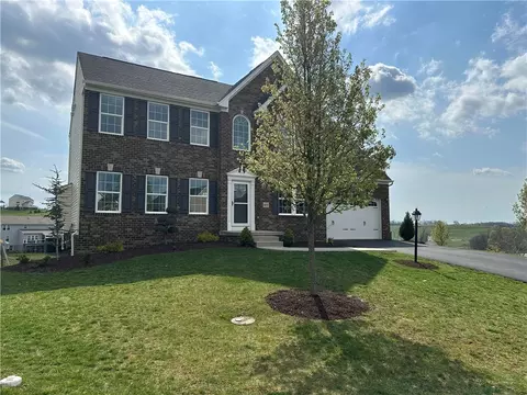 417 Winesap Ct, Finleyville, PA 15332