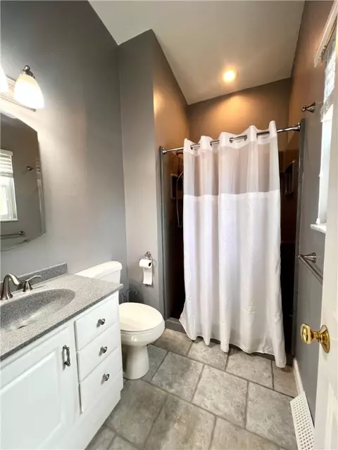 17 Barri Dr, Irwin, PA 15642 photo 20
