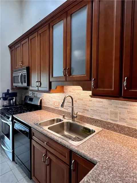 17 Barri Dr, Irwin, PA 15642 photo 14